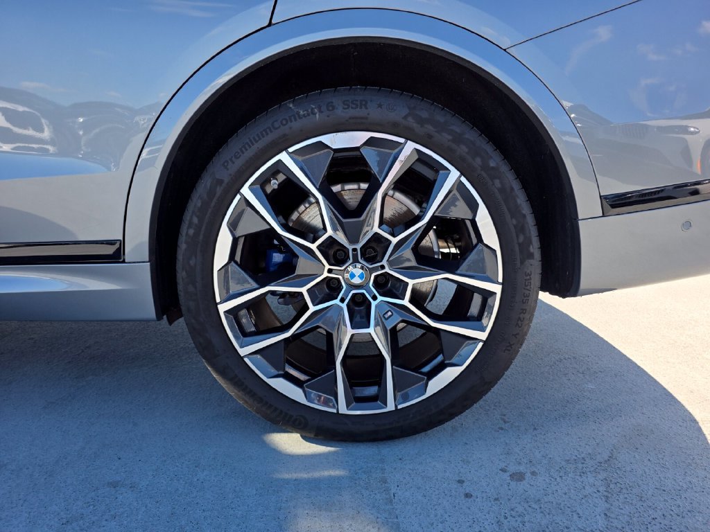 Certified 2024 BMW X7 xDrive40i w/ Executive Package AWD/4WD image 23