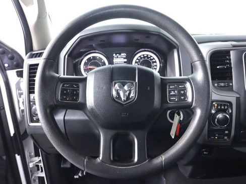 Used 2018 RAM 1500 Express w/ Express Value Package AWD/4WD image 11