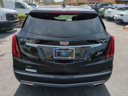 Used 2024 Cadillac XT5 Premium Luxury image 5