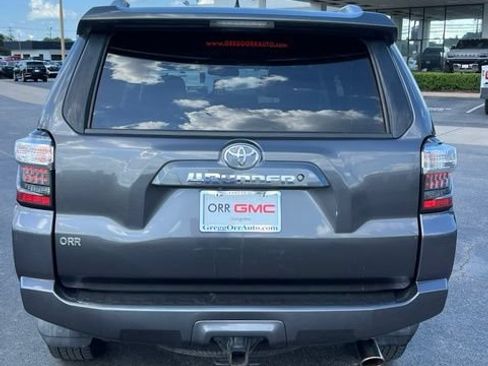 Used 2015 Toyota 4Runner SR5 Premium RWD image 10