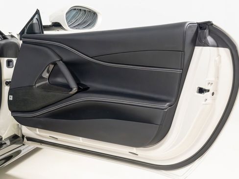 Certified 2021 Ferrari 812 GTS image 36