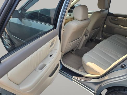 Used 2002 Toyota Avalon XL w/ Luxury Pkg FWD image 21