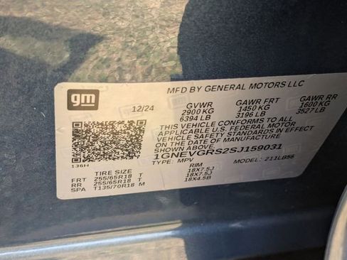 Used 2025 Chevrolet Traverse LT AWD/4WD image 33
