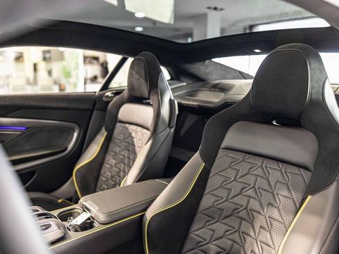 New 2026 Aston Martin Vanquish RWD image 16