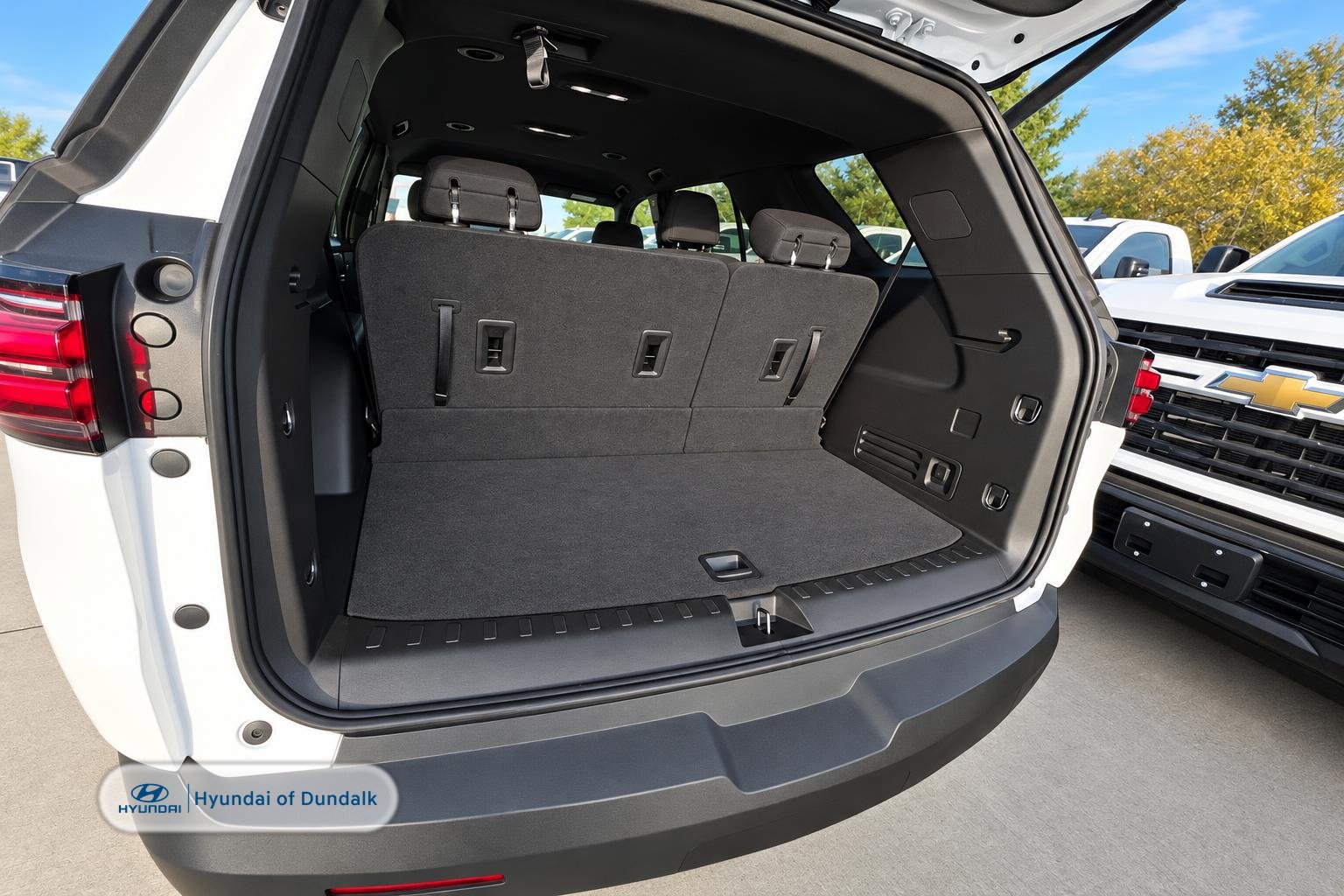 Used 2024 Chevrolet Traverse LT FWD image 13