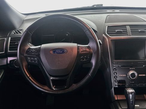 Used 2017 Ford Explorer Sport AWD/4WD image 18