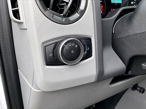 New 2024 Ford E-450 and Econoline 450 Super Duty w/ Power Windows & Locks Group image 17
