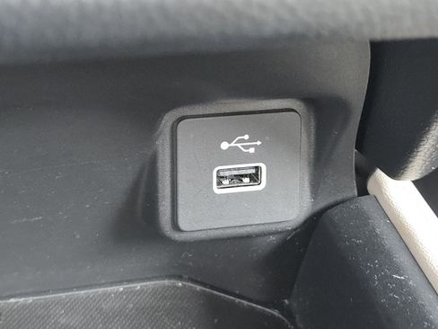 Certified 2024 Honda HR-V LX image 8