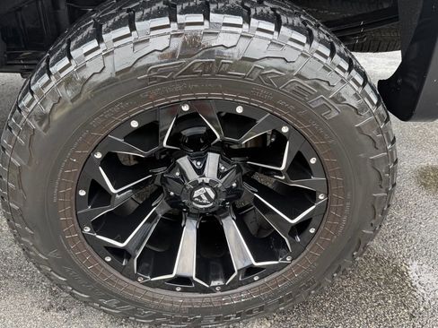 Used 2018 Chevrolet Silverado 1500 LTZ Z71 w/ Centennial Edition AWD/4WD image 20