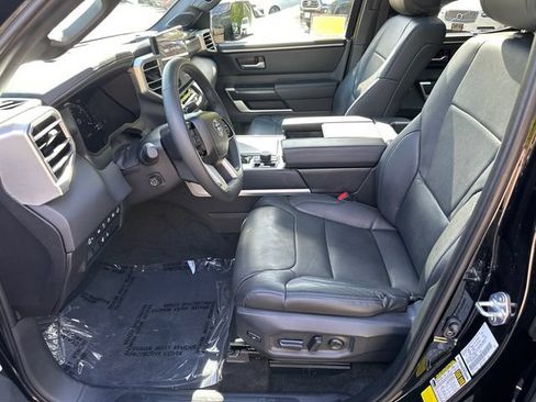 Certified 2025 Toyota Tundra Platinum AWD/4WD image 32