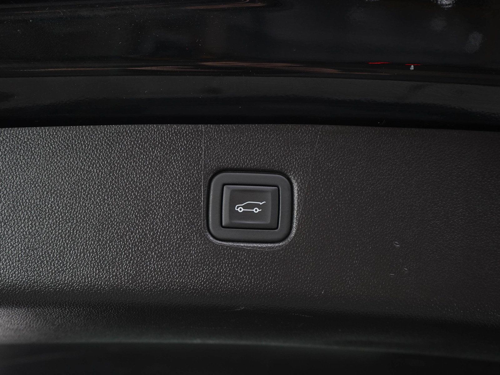 Used 2024 Chevrolet Blazer LT AWD/4WD image 14