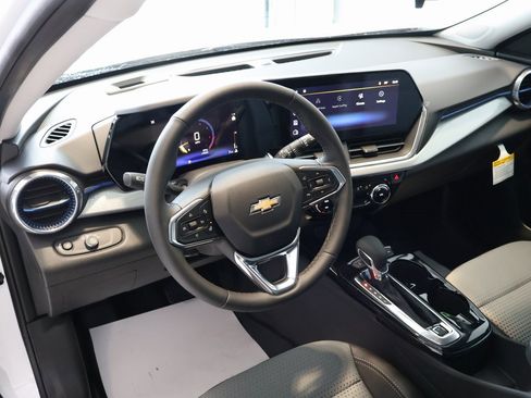 New 2026 Chevrolet Trax LT w/ Driver Confidence Package image 23