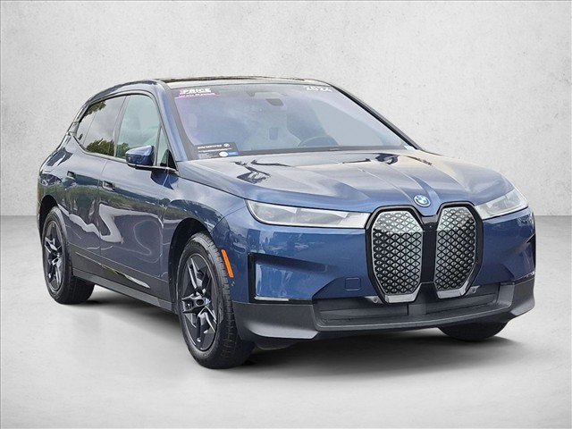 Certified 2024 BMW iX xDrive50 AWD/4WD image 3