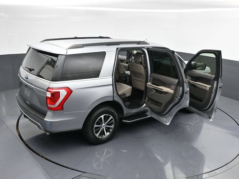 Used 2021 Ford Expedition XLT RWD image 46
