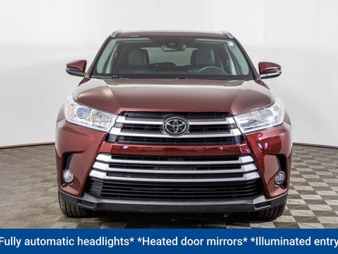 Used 2017 Toyota Highlander XLE AWD/4WD image 14