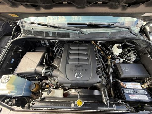 Used 2012 Toyota Tundra 4x4 CrewMax w/ TRD Off-Road Pkg image 33