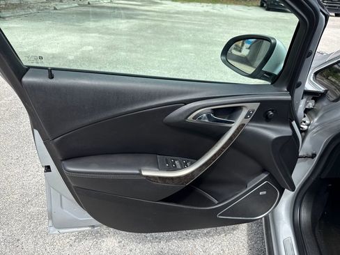 Used 2016 Buick Verano Leather FWD image 12