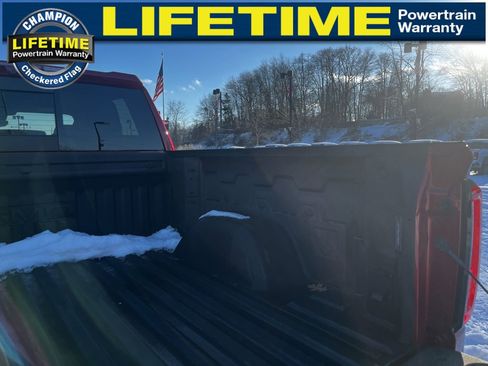 Certified 2025 GMC Sierra 1500 AT4 w/ AT4 Premium Package image 12