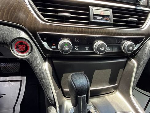 Used 2019 Honda Accord EX image 14