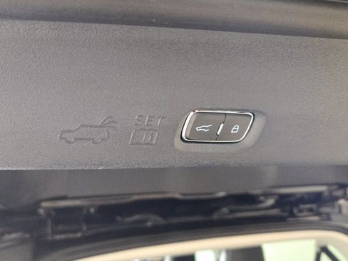Used 2025 Ford Expedition Max Active AWD/4WD image 17