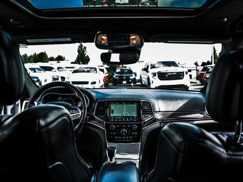 Used 2019 Jeep Grand Cherokee SRT AWD/4WD image 38