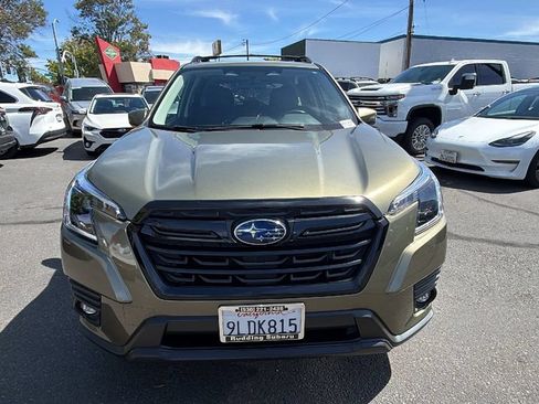 Used 2024 Subaru Forester Premium AWD/4WD image 8