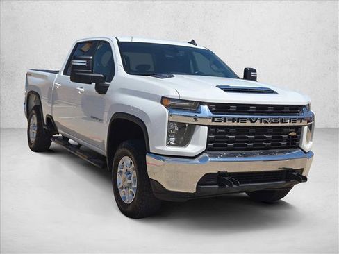Used 2021 Chevrolet Silverado 2500 LT w/ Fleet Comfort Package AWD/4WD image 3