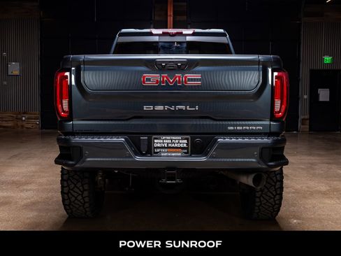 Used 2020 GMC Sierra 2500 Denali w/ Denali Ultimate Package image 8