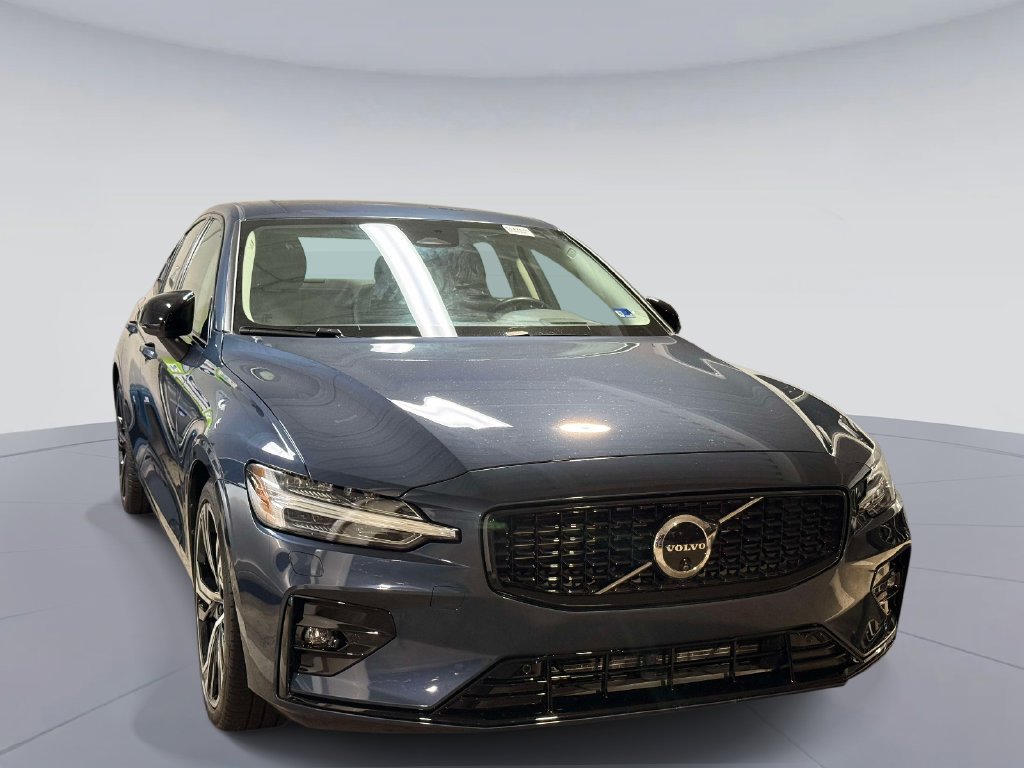 Used 2024 Volvo S60 B5 Ultimate w/ Climate Package AWD/4WD image 3