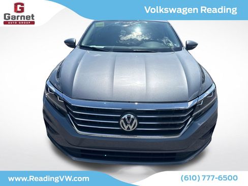 Used 2020 Volkswagen Passat 2.0T SE FWD image 9