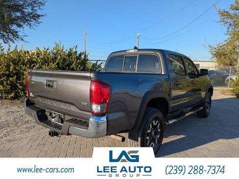 Used 2016 Toyota Tacoma TRD Off-Road w/ Towing Package image 3