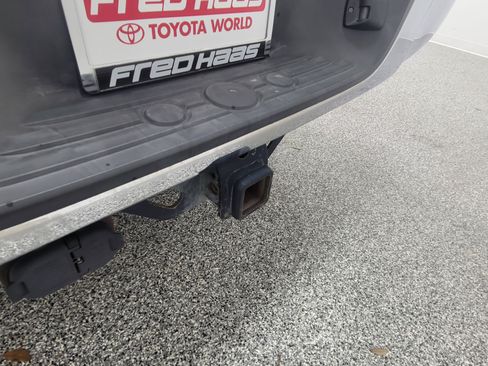 Used 2013 Toyota Tundra 2WD Double Cab w/ Tow Pkg image 7
