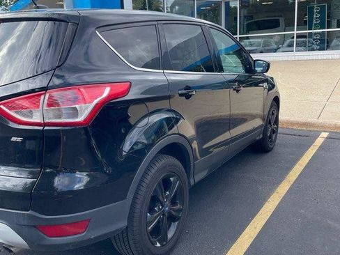 Used 2016 Ford Escape SE FWD image 3