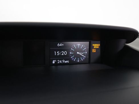 Used 2017 Subaru Forester 2.5i Touring image 37