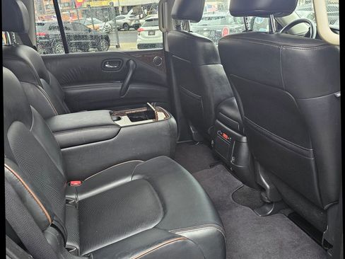 Used 2020 Nissan Armada SL w/ Premium Package image 9