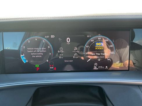 New 2026 Volkswagen Tiguan SE R-Line AWD/4WD image 22