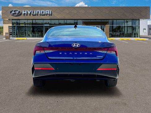 New 2025 Hyundai Elantra Limited image 6