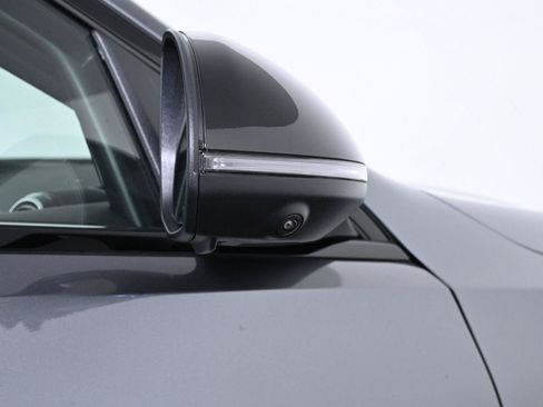 Used 2024 Mercedes-Benz C 300 4MATIC Sedan image 9
