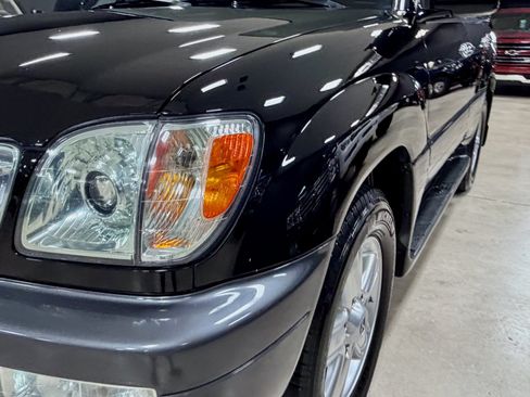 Used 2007 Lexus LX 470 4WD w/ Limited Edition image 20