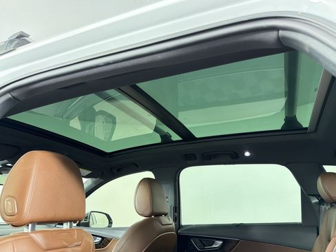 Used 2017 Audi Q7 3.0T Prestige image 19