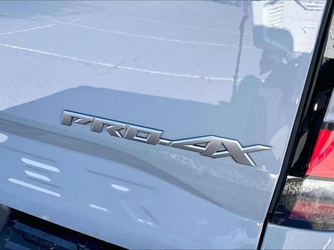 Used 2023 Nissan Frontier PRO-4X w/ Technology Package image 25