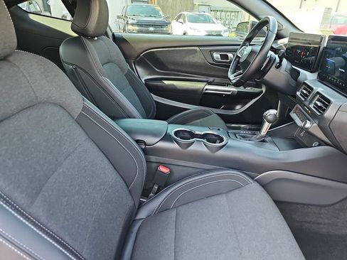 Certified 2025 Ford Mustang GT RWD image 10