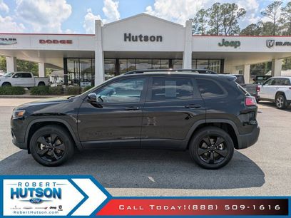 Used 2023 Jeep Cherokee Altitude Lux