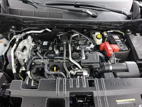 New 2026 Nissan Kicks S image 8