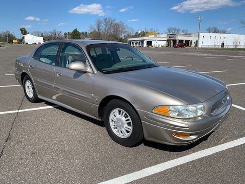 Used 2002 Buick Le Sabre Custom w/ Luxury Pkg image 10