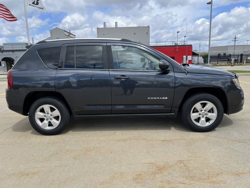 Used 2014 Jeep Compass Sport w/ Power Value Group FWD image 9