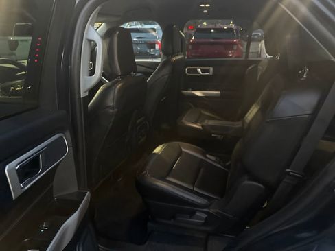 Used 2023 Ford Explorer XLT w/ Equipment Group 202A image 16