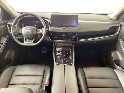 Used 2026 Nissan Rogue SL AWD/4WD image 30