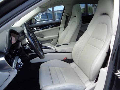 Used 2018 Porsche Panamera 4S Executive AWD/4WD image 2