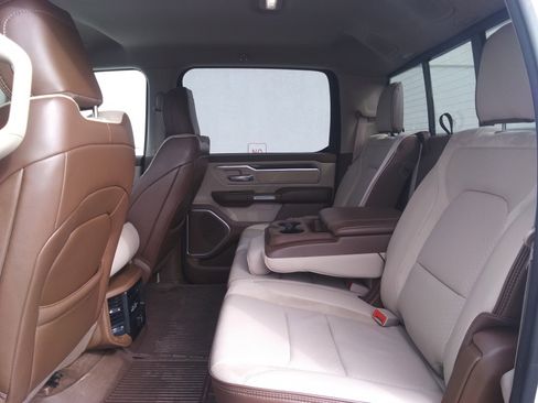 Used 2020 RAM 1500 Laramie AWD/4WD image 8